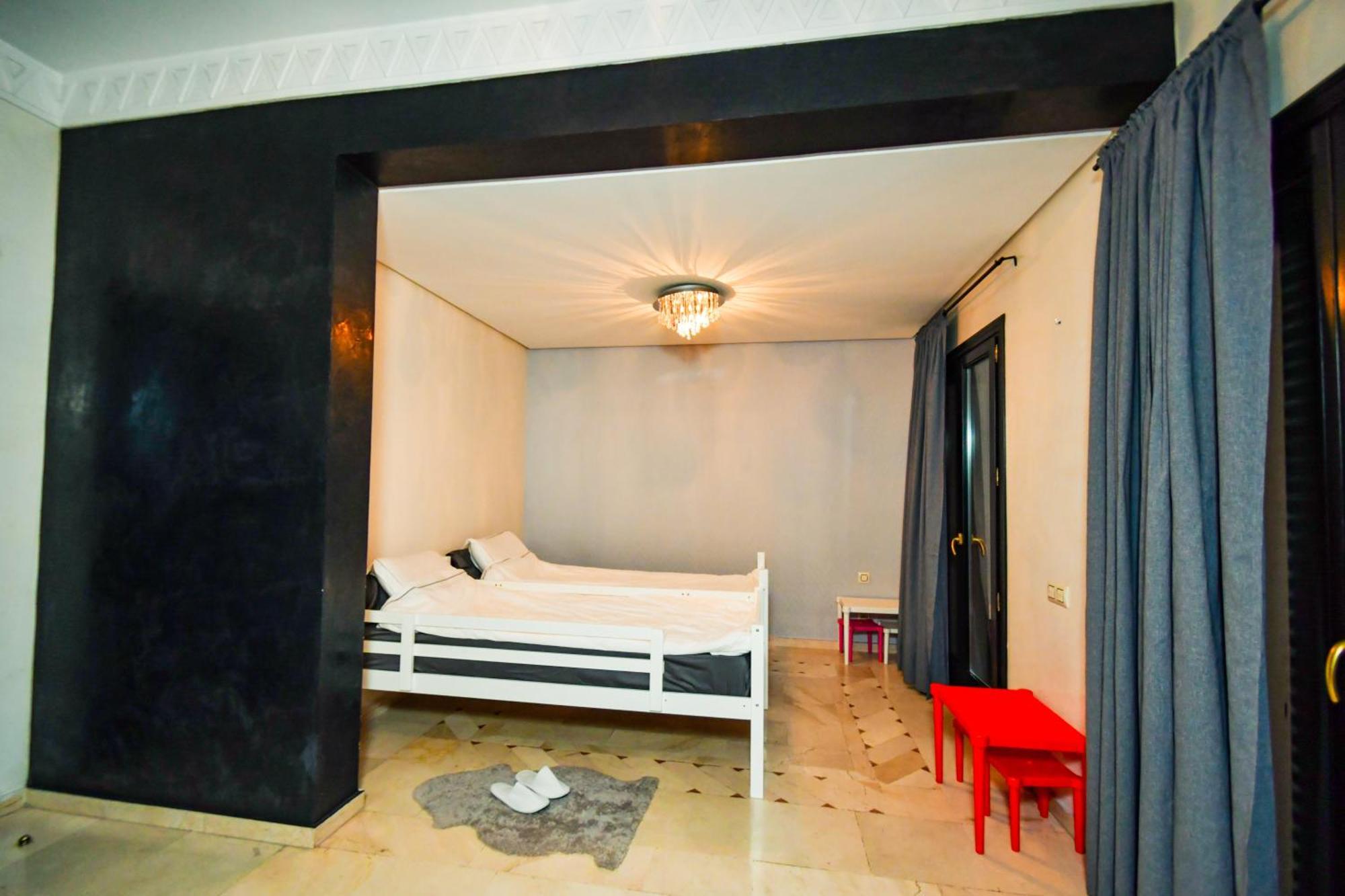 Appartement Haut Standing Gueliz Plaza マラケシュ エクステリア 写真