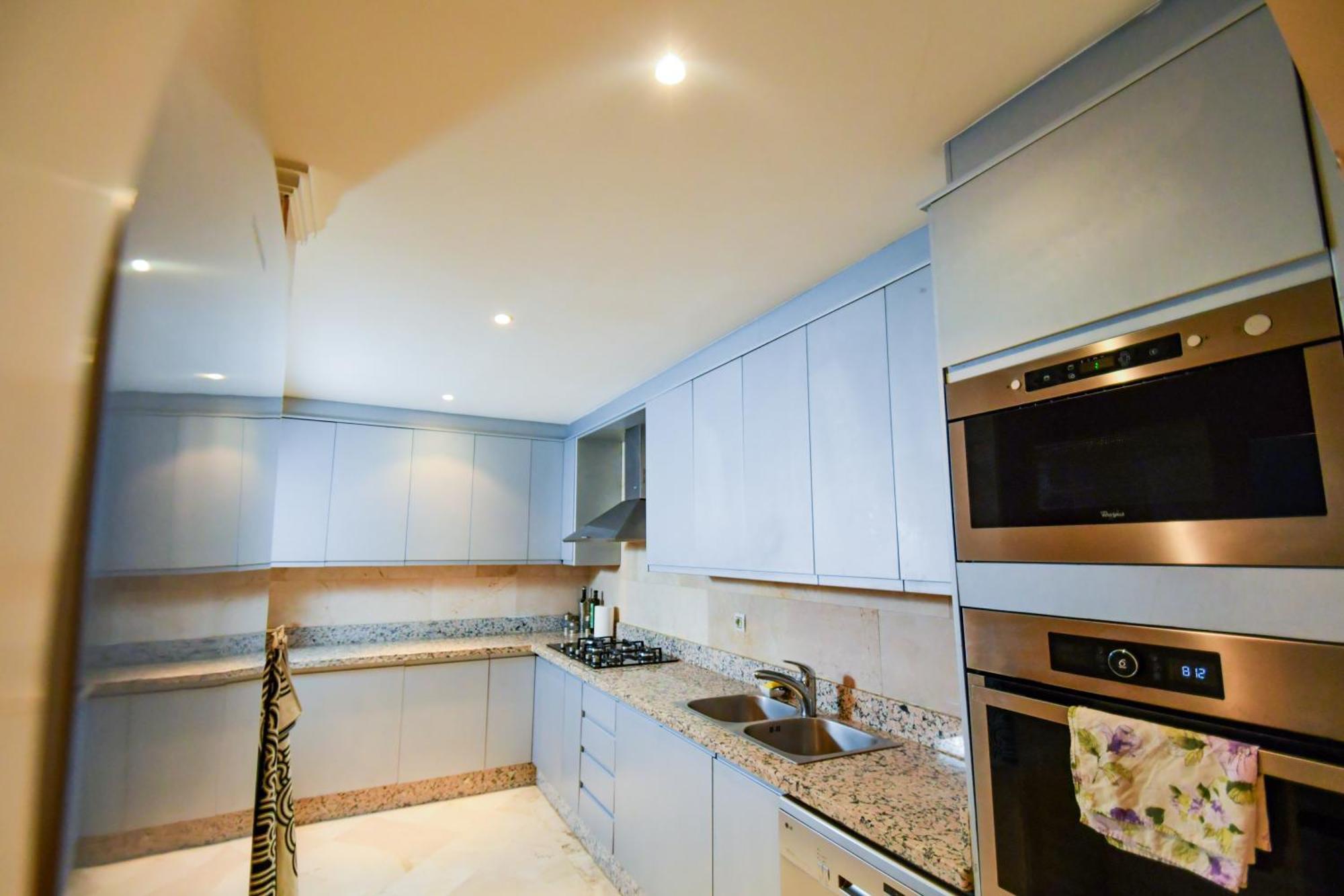 Appartement Haut Standing Gueliz Plaza マラケシュ エクステリア 写真